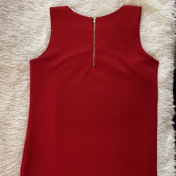 Maria Gabrielle Red Sleeveless Top with Gold Grommet Detail – Size Small - Picture 4 of 7